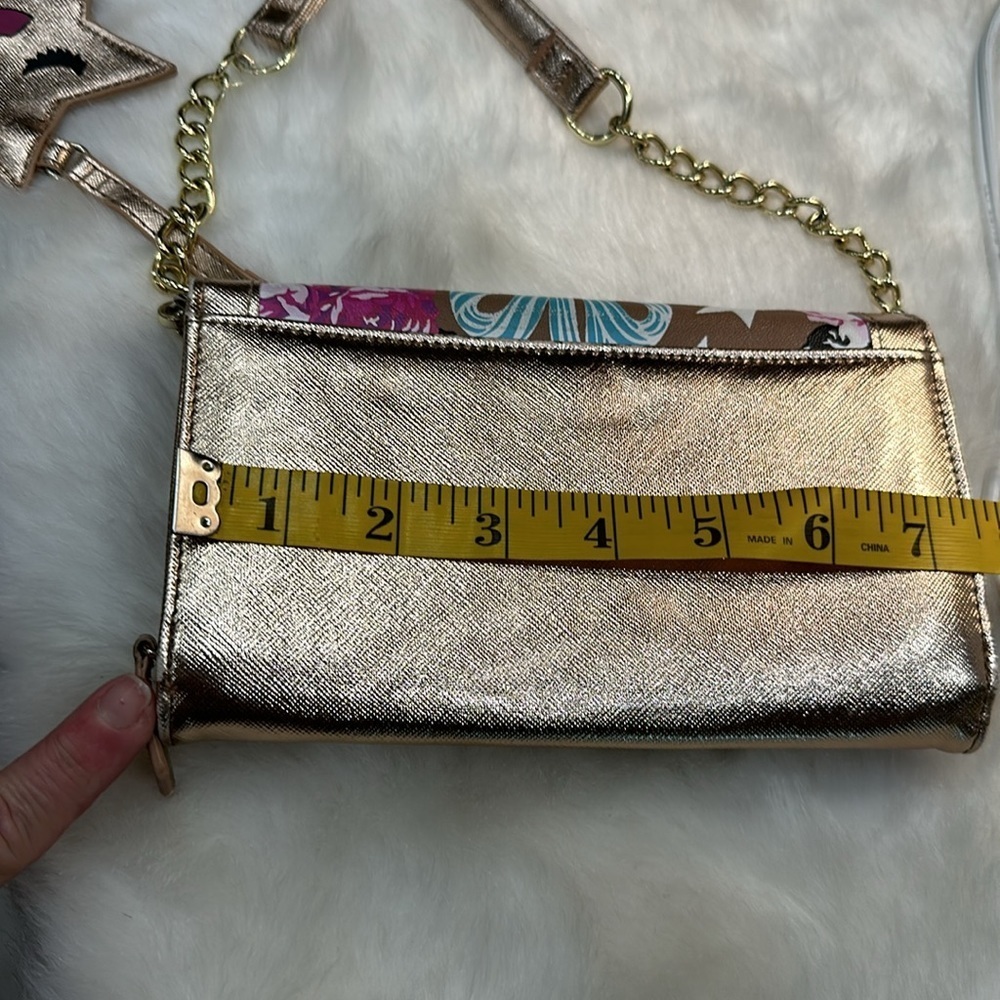 Luv Betsey crossbody wallet purse rose gold w/ gold accents and star purse charm - Picture 13 of 15